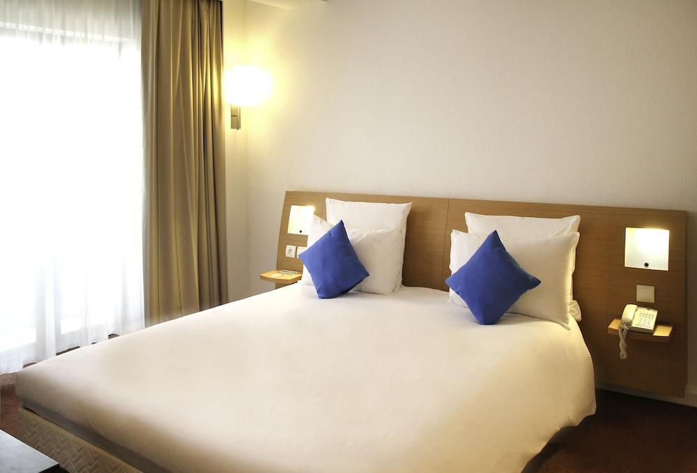 Novotel Константина Экстерьер фото